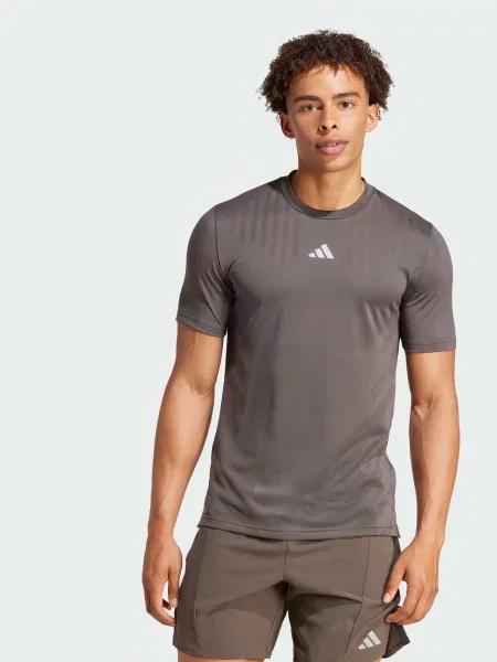 Футболка спортивна adidas зелений