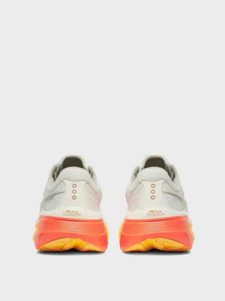 Кросівки для спортзалу Saucony білі