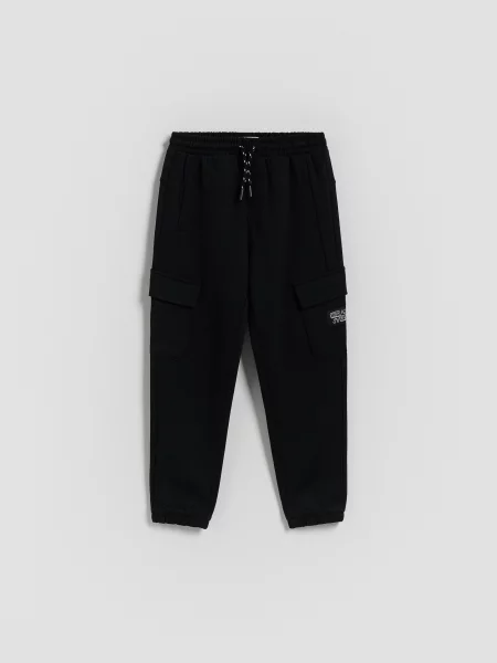 Reserved Kalhoty jogger cargo černý