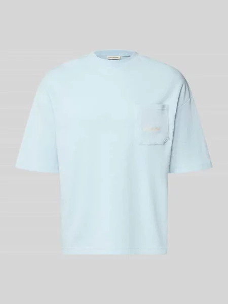 T-shirt z fakturowanym wzorem i wyhaftowanym logo Prohibited