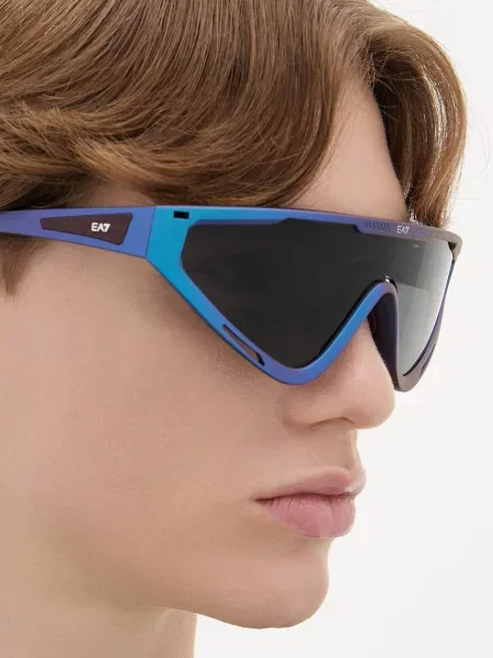 Emporio Armani Napszemüveg férfi kék