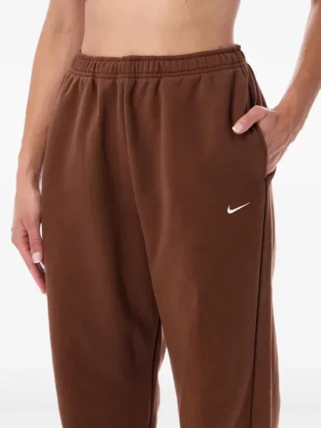 Φλοράλ μπλούζα Nike με απλικέ με ψηλή μέση μαύρο