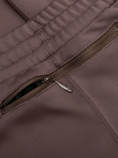 Pantaloni South2 West8 cu dungi maro