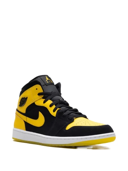 Маратонки Jordan Air Jordan 1 бяло