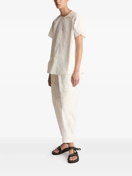 Bluzka Lee Mathews z kieszeniami na rękawach biała