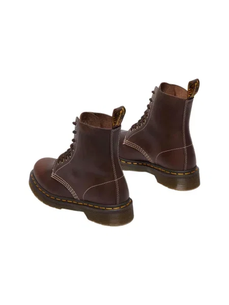 Pantofi Dr. Martens maro