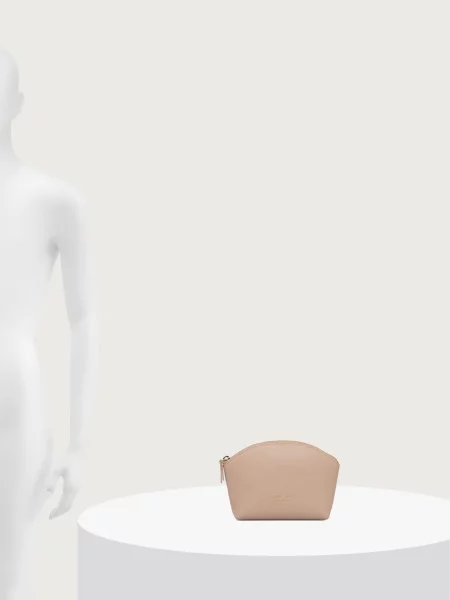 Кожаная косметичка Emporio Armani