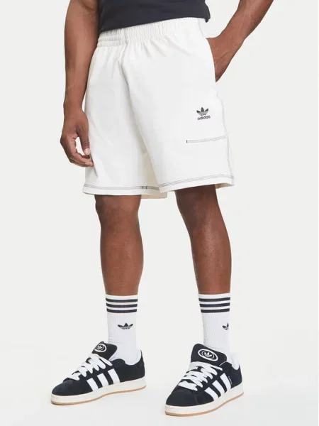 Αθλητικό σορτς adidas