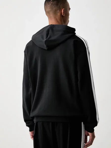 Свитер Adidas с капюшоном