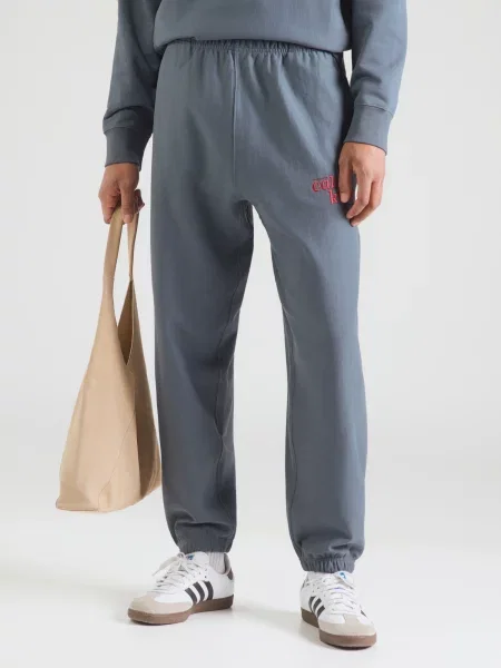 Calvin Klein Jeans Hlače dimno modra rdeča