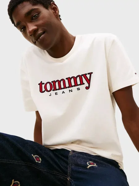 Футболка Tommy Jeans біла