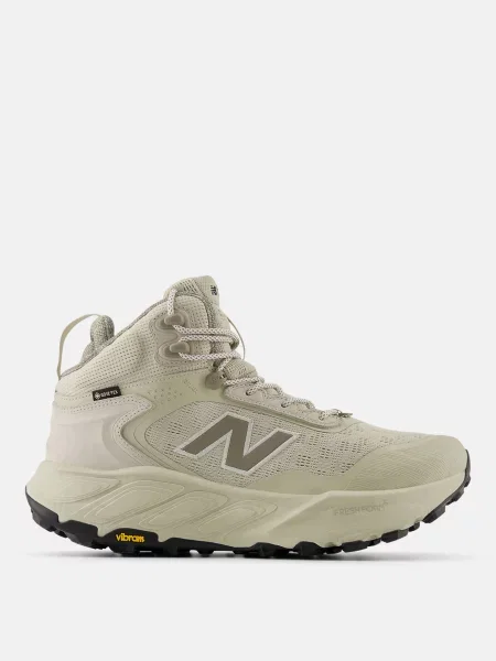 Кроссовки New Balance бежевые