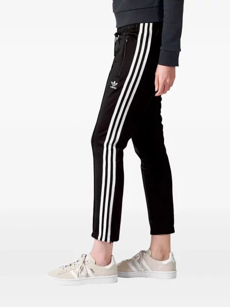 Trčanje chunky jakna Adidas crna