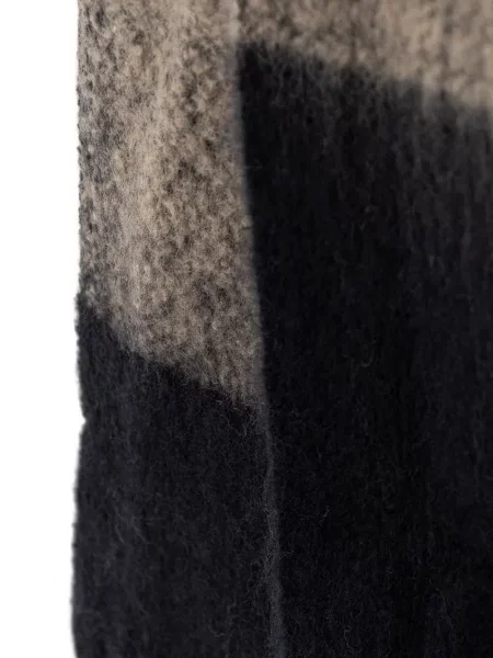 Bouclé fular Barbour în carouri negru