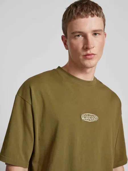 T-shirt o kroju oversized z wyhaftowanym logo Review