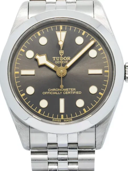Ceas Tudor negru