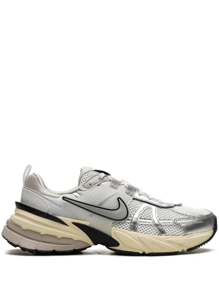 Sneakerși Nike alergare alb
