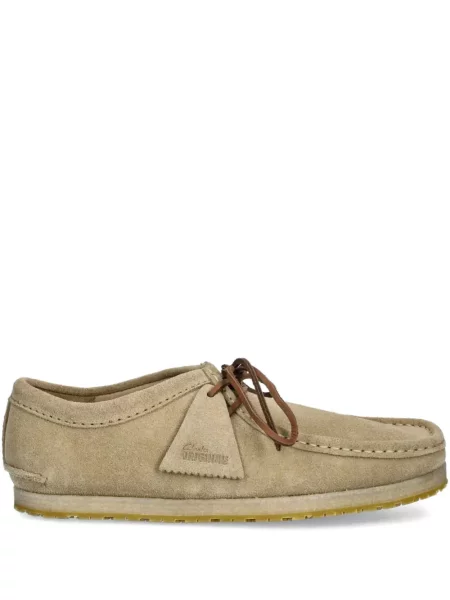 Ghete desert Clarks Originals cu șireturi din piele de căprioară maro