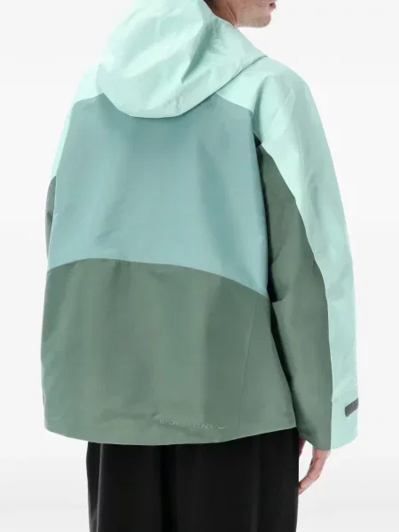 Sweter Nike zamszowy plisowany z nadrukiem brązowy