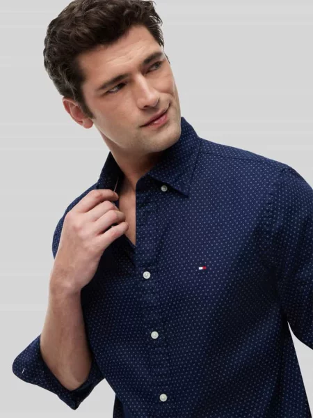 Koszula casualowa o kroju regular fit z czystej bawełny Tommy Hilfiger granatowa