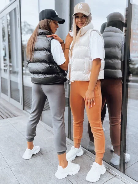 Spodnie dresowe joggery MORELO morelowe Dstreet