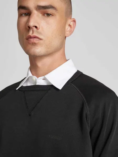 Bluza z prążkowanymi wykończeniami Closed czarna