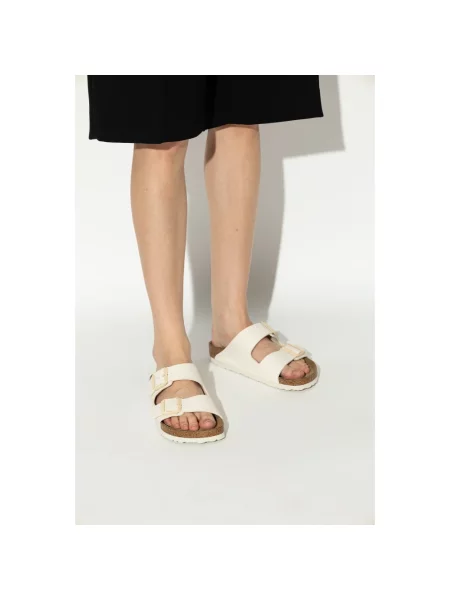 Klapki Birkenstock beżowe