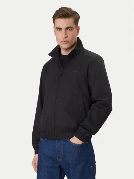 Calvin Klein Jakna protiv vjetra crna