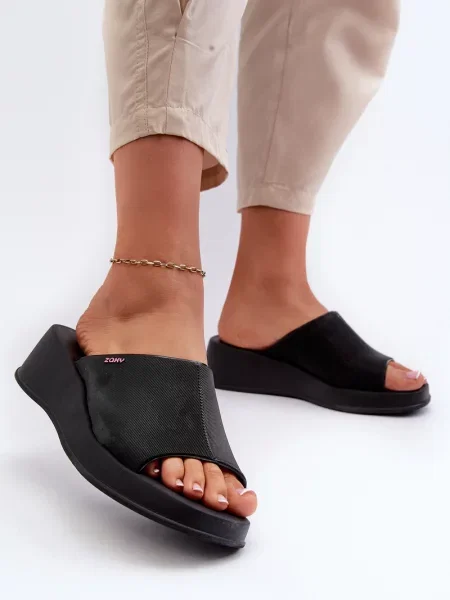 Papuci de casă Kesi cu pană negru