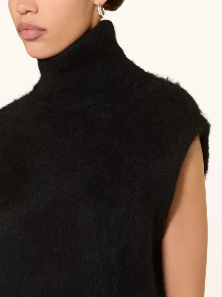 Top Remain z alpaki czarny