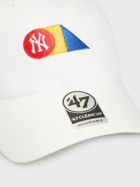 Кепка 47 Brand біла