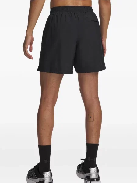 Pantaloni scurți Under Armour negru
