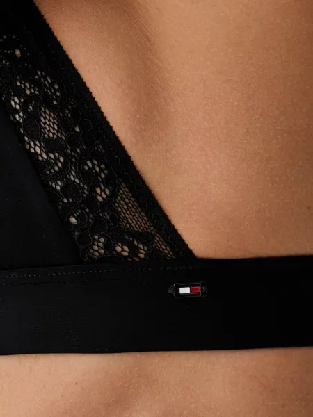 Tommy Hilfiger триъгълен сутиен черно