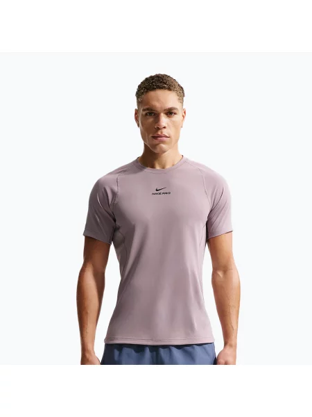 Tricou de antrenament bărbați Nike Pro Training Dri-Fit light violet ore/black negru