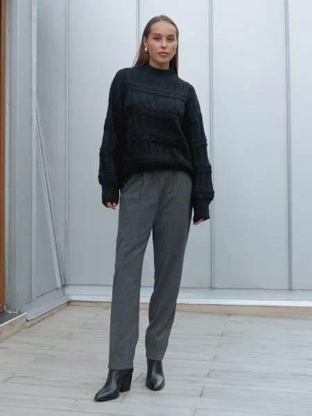 Вовняний Светр Seventeen чорний