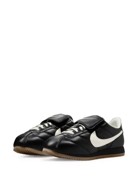 Sneakerși Nike Wildhorse alb