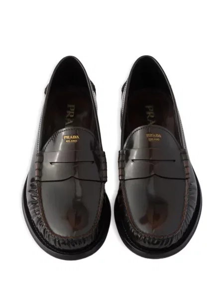 Pantofi loafer Prada din piele maro