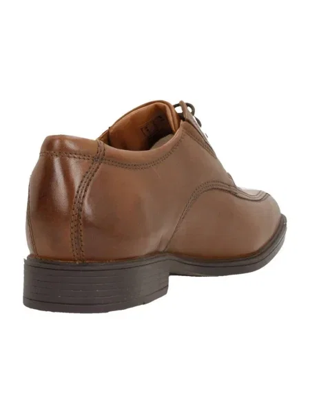 Pantofi Clarks maro