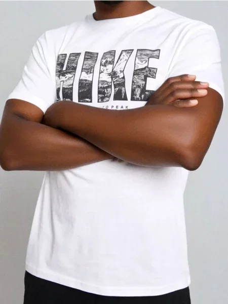 Футболка Sinsay с надписями белая