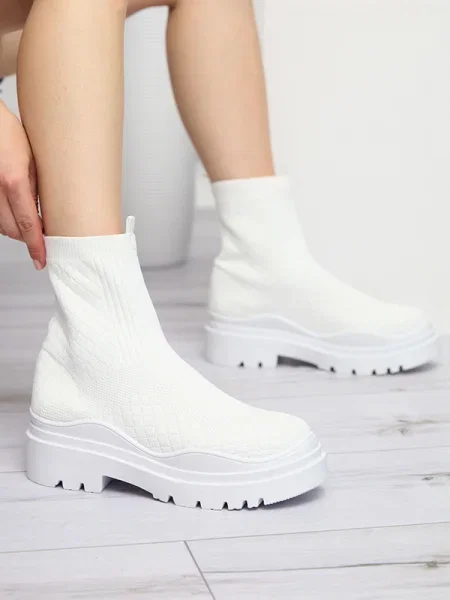 Botine Resti fără toc alb