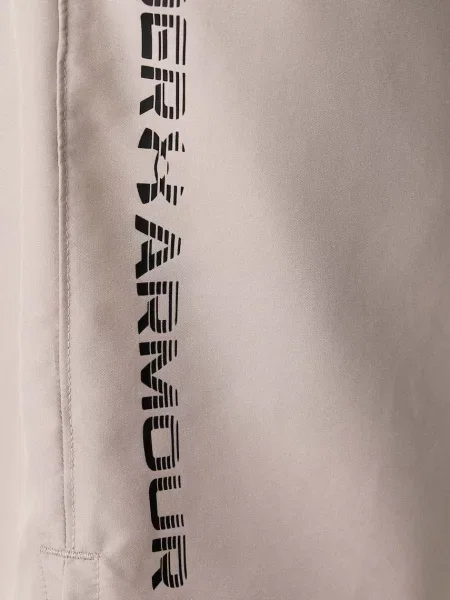 Спортивные шорты Under Armour