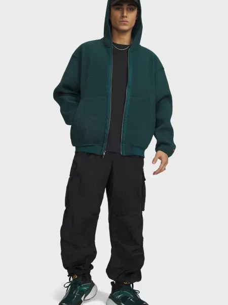 Брюки Under Armour черные