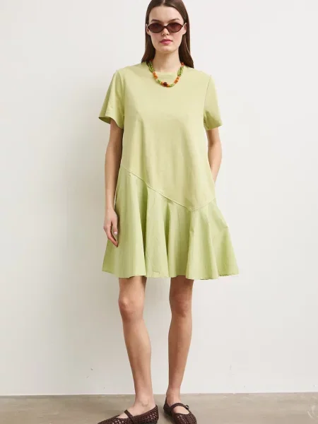 Medicine oversize obleka zelena