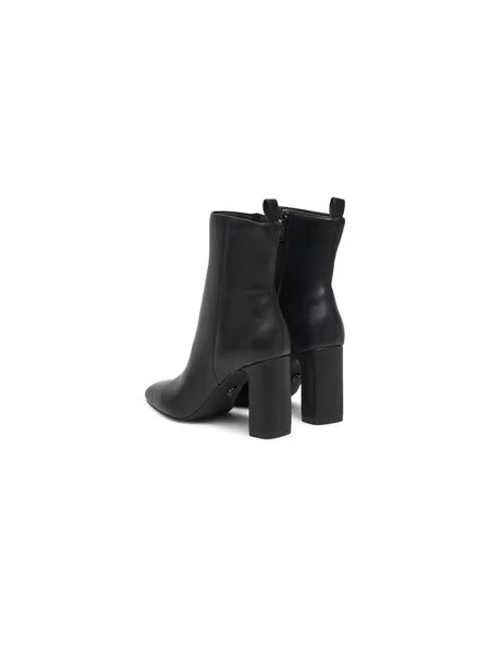 Polokozačky Steve Madden černé