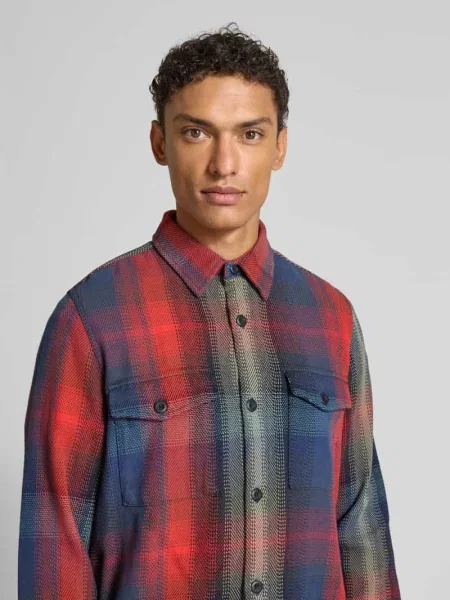 Kurtka koszulowa o kroju regular fit z na piersi model ‘SHIRT JACKET’ Lerros