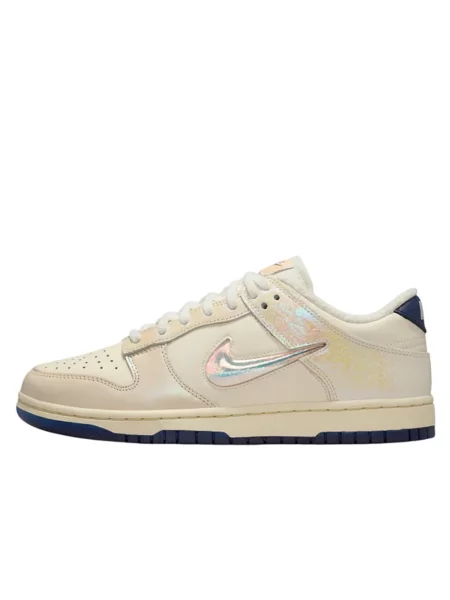 Trampki Nike W Dunk Low Soft Pearl/ Multi-Color-Midnight Navy EUR 41 beżowe