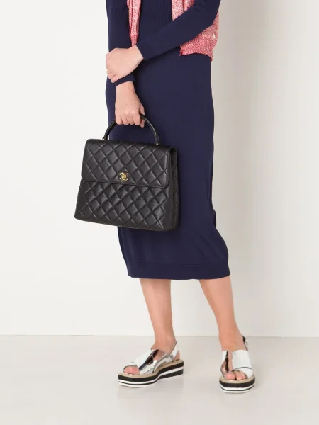 Prošívaná kabelka Chanel Pre-owned černá