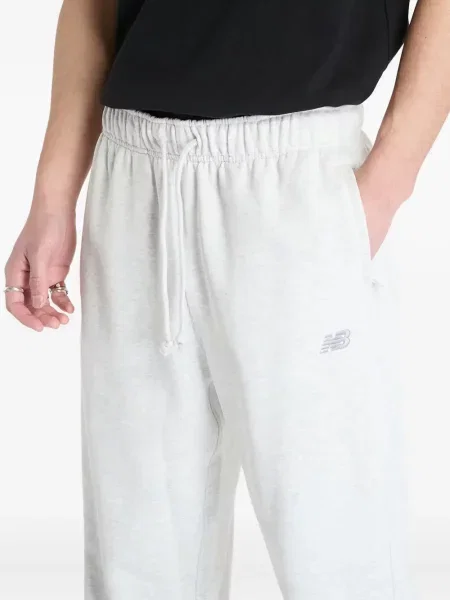 Top sport New Balance cu broderie maro