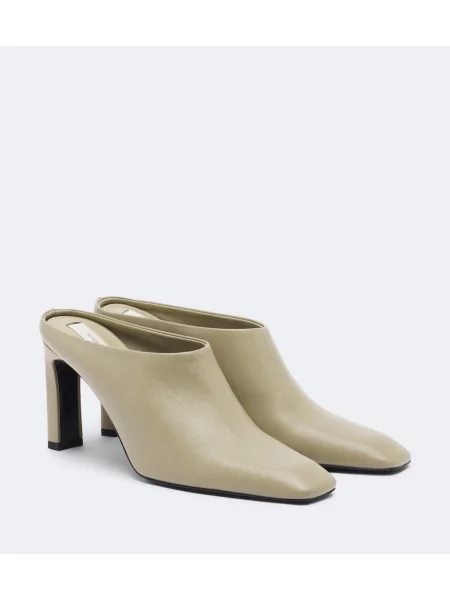 Papuci tip mules Toteme din piele bej