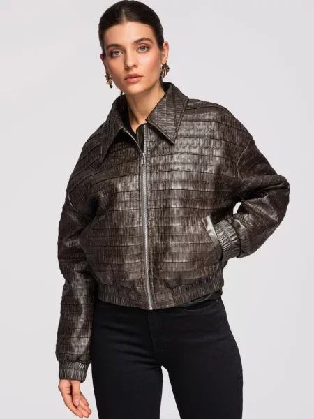 Яке Edoti черно